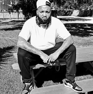 Meet your Posher, Bruce